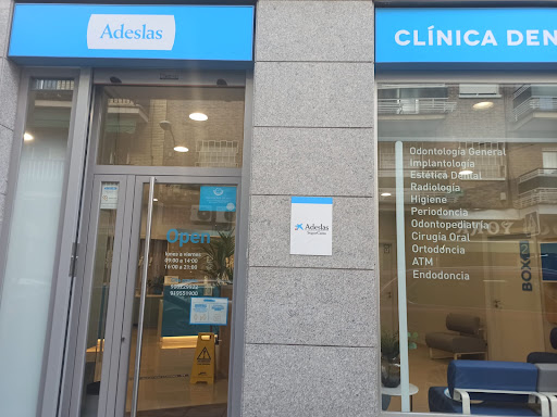 Clínica Dental Adeslas