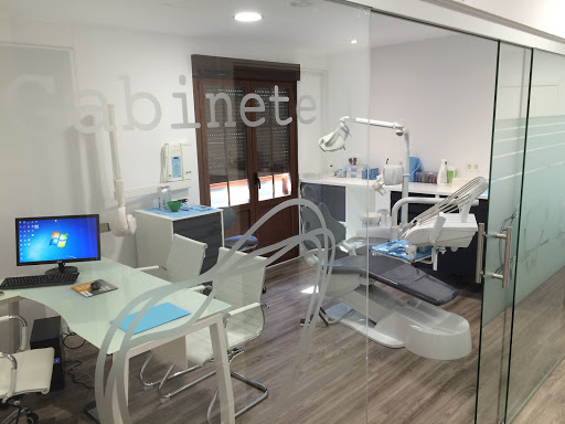 Clínica dental Hernán López Aldeamayor de San Martín