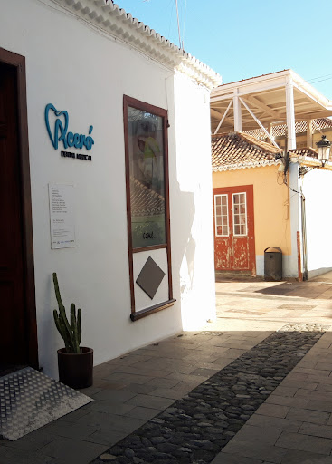 Aceró Dental Medical- Clínica dental La palma
