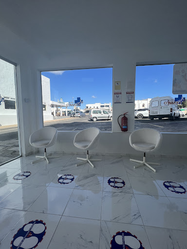 KLINIK CENMED PLAYA BLANCA - ARZT - DOCTOR -Island Travel Health Services
