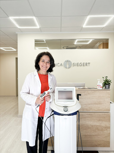 Clinica Siegert, en Ibi. Ginecología y Obstetricia, Eco 5D, Fisioterapia y suelo pélvico, Psicología. Nutrición. Podología.