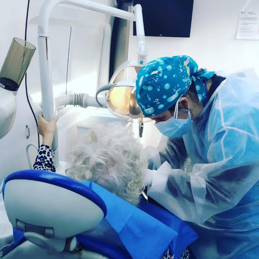 Sermade - Dentista móvil para residencias de mayores y centros especiales.