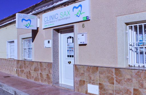 CLINIC SAX (Centro Médico y dental en Sax) clínica dental y Estética corporal.