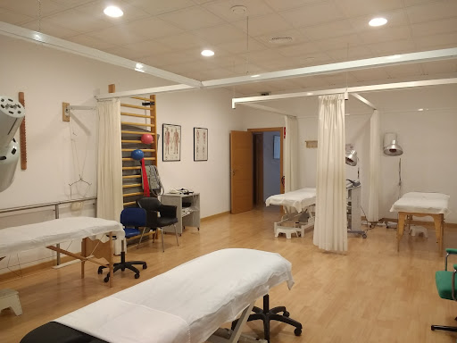 CENTRO DE FISIOTERAPIA ANA REYES