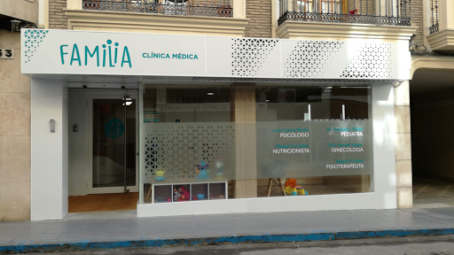 Clínica Médica Familia