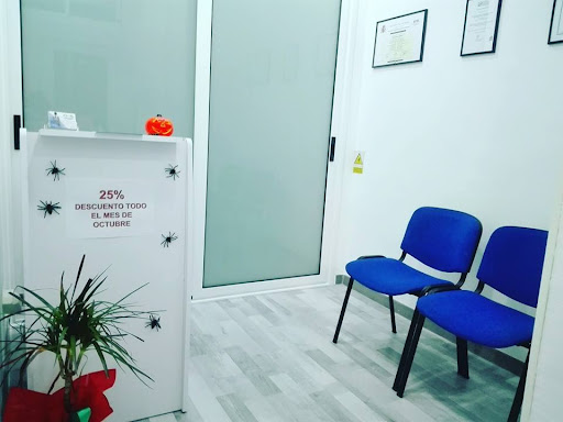 KINEFIS - Fisioterapia activa, Entrenamiento, Pilates grupal, Estética