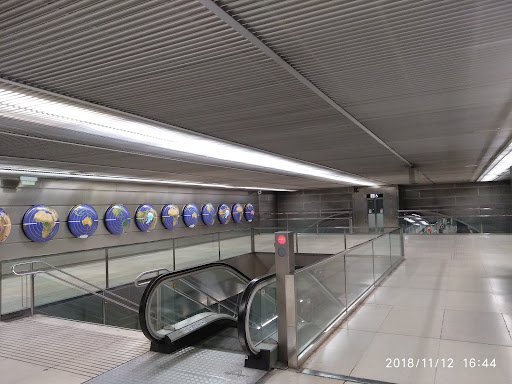 Metro L3 Canyelles