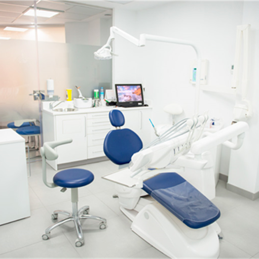 CLINICA DENTAL PAREJO Y CAÑERO