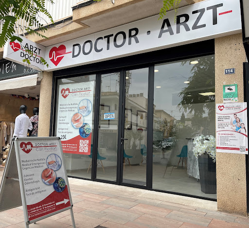 Médicos DOCTOR ARZT Can Picafort