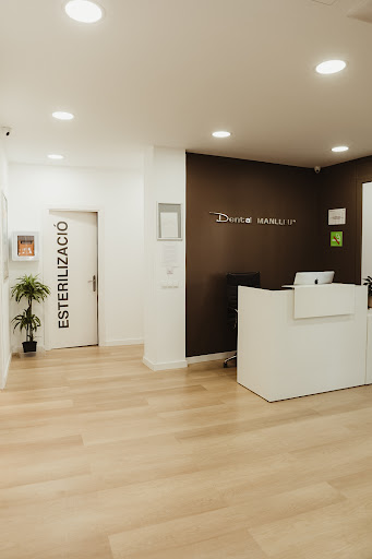 Dental Manlleu - Clínica Dental