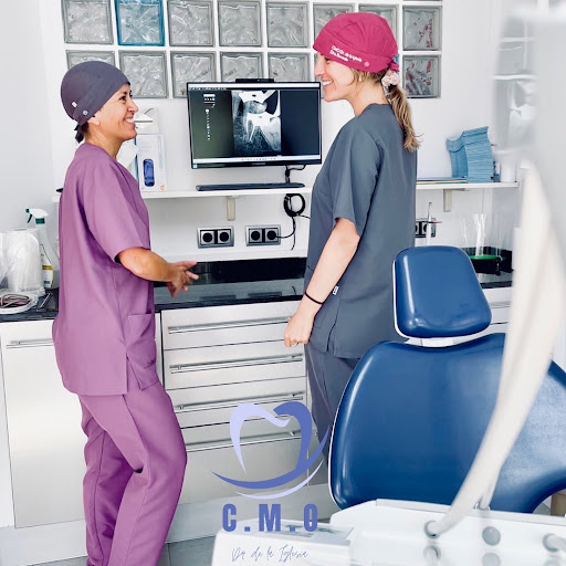 Clínica dental - C.M.O Dr. de la Iglesia