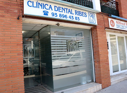 Clínica Dental Ribes - Odontología & Medicina estética