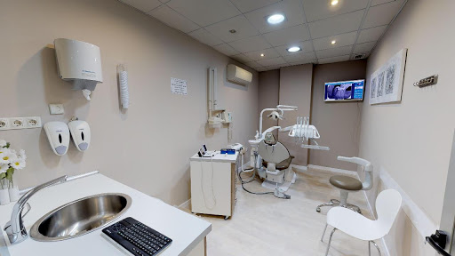 Clínica Dental Vitalbene By Grupo Gente Vital