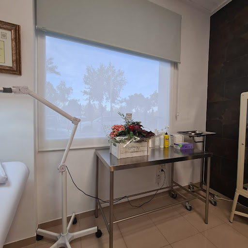Clínica de dermatologia i medicina estètica LC Dr. Sáez
