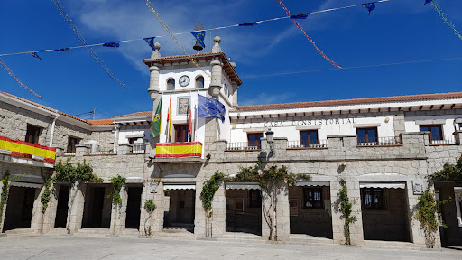 Ayuntamiento de Hoyo de Manzanares.