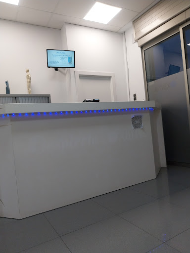 Clínica New Xama - Fisioterapia y renovación de carnet de conducir