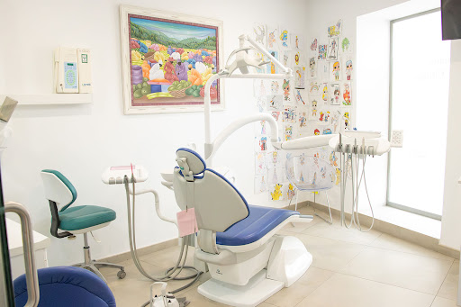 CLÍNICA DENTAL VILAMARXANT DRA. CLARAMUNT