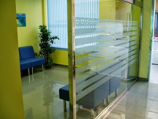 Clínica Dental Ortonova - Centro de Ortodoncia y Radiografías