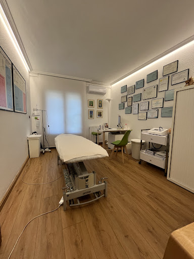 Clara Burillo FISIOTERAPIA Y SALUD INTEGRAL